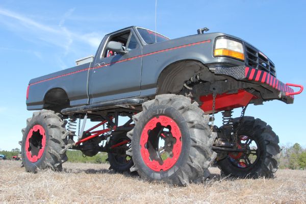 , Three Mud Trucks Built For Southern Bogging