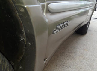 GMC Jimmy SLE 4 Door – Fender Flares Installation with Body Cladding